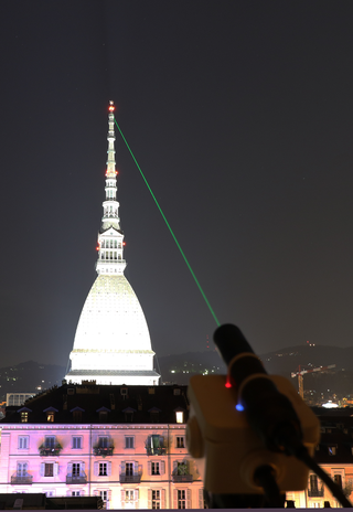 Adorabile, Trasmissione morse, clandestina a Torino